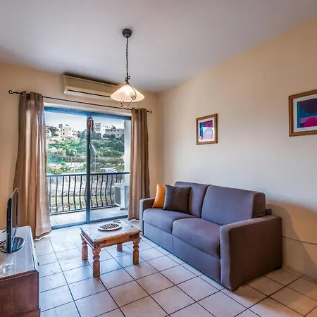 St Julians Central Apartmán